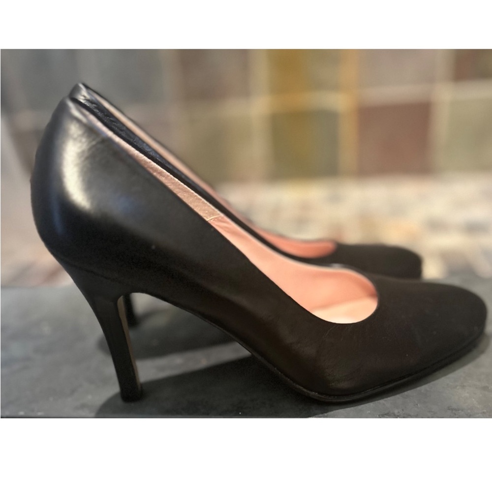 Anne Klein - Black leather heels Size 7